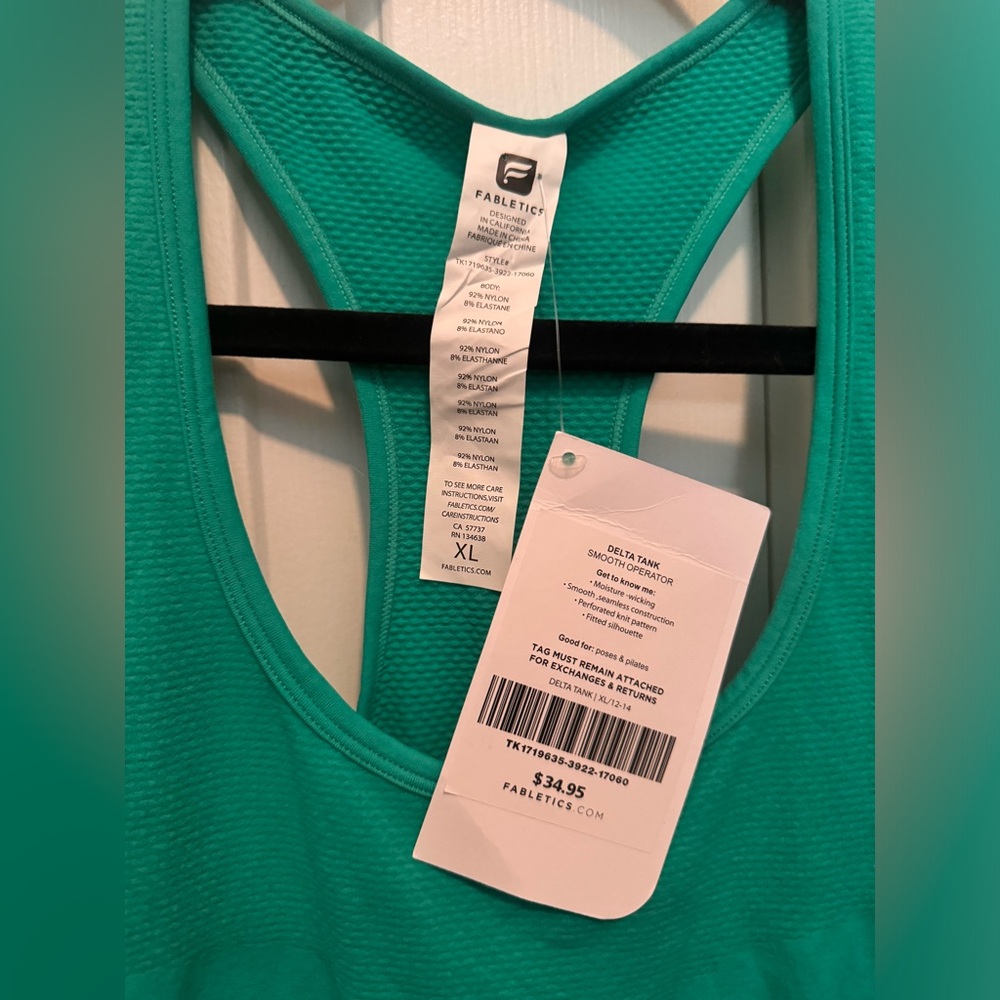 NWT fabletics size XL delta tank